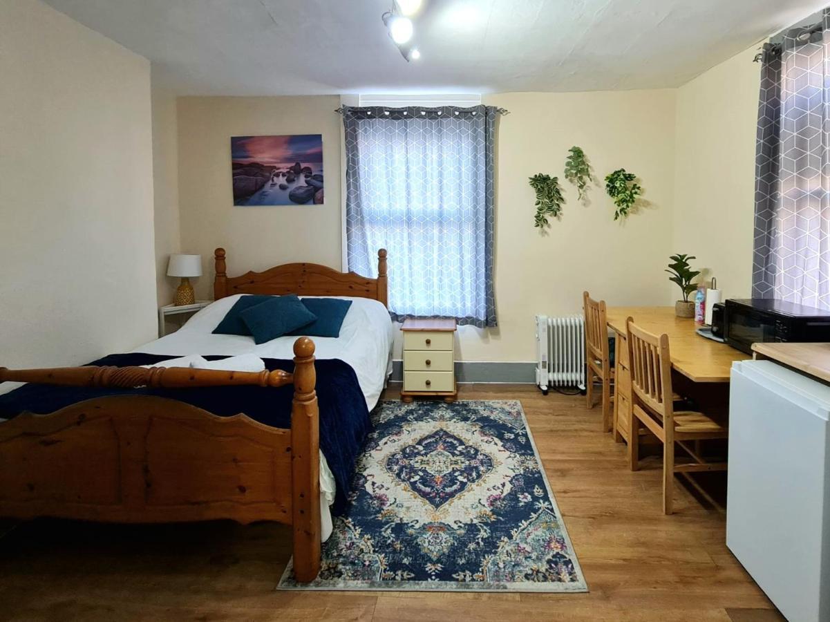 Lovely Private Room Near Central لندن المظهر الخارجي الصورة