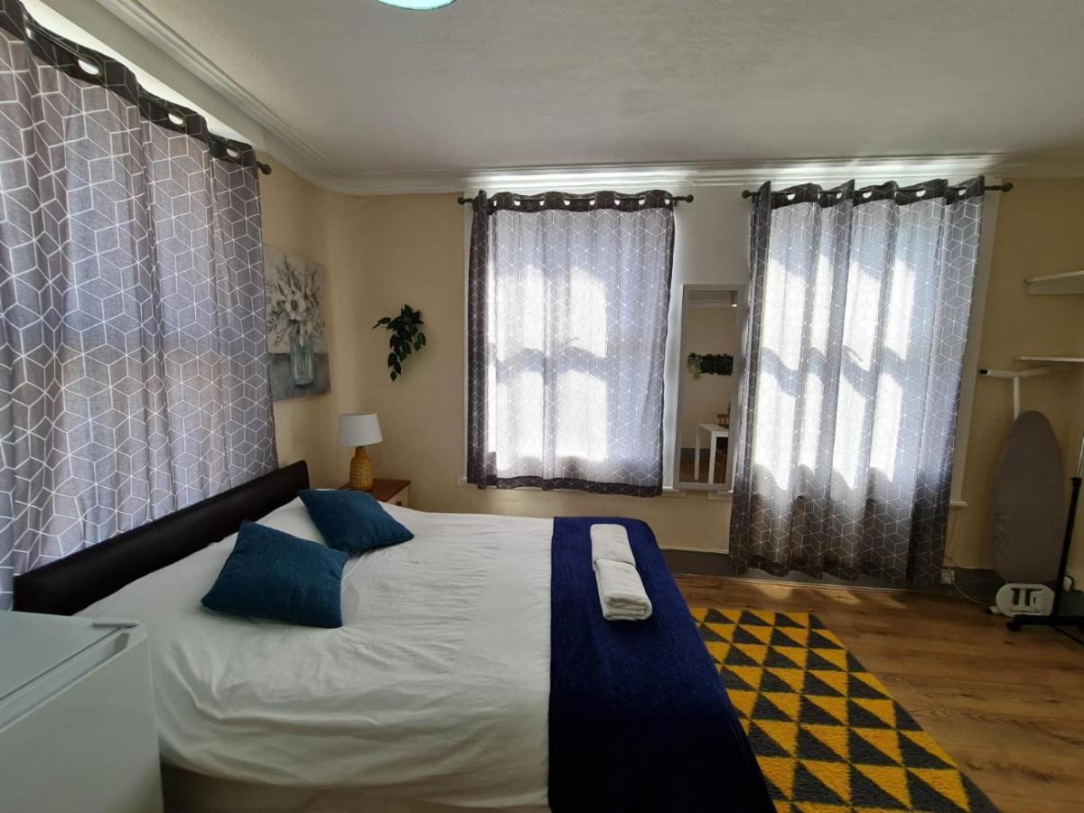 Lovely Private Room Near Central لندن المظهر الخارجي الصورة