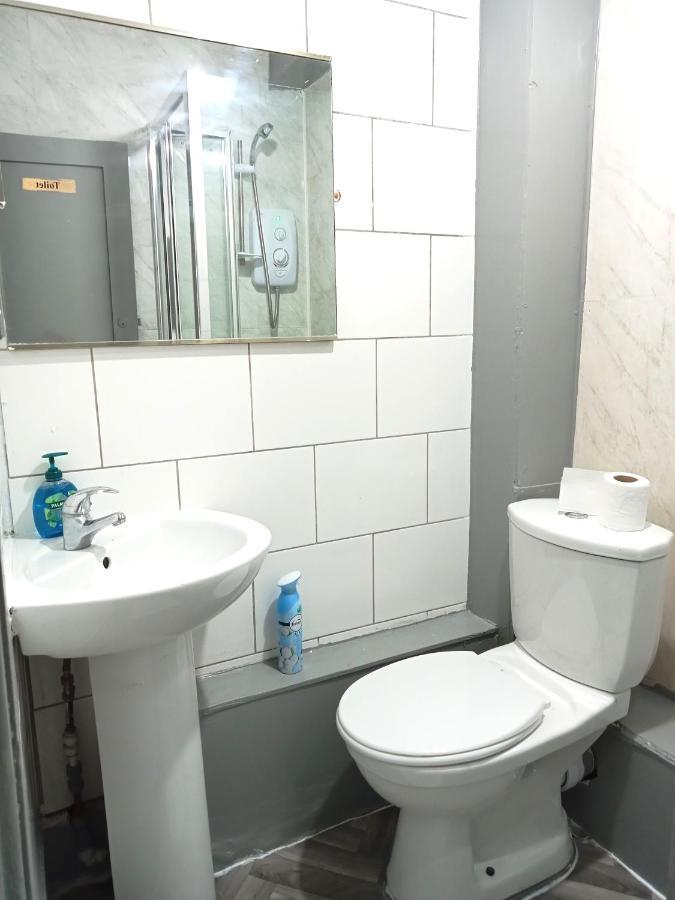 Lovely Private Room Near Central لندن المظهر الخارجي الصورة