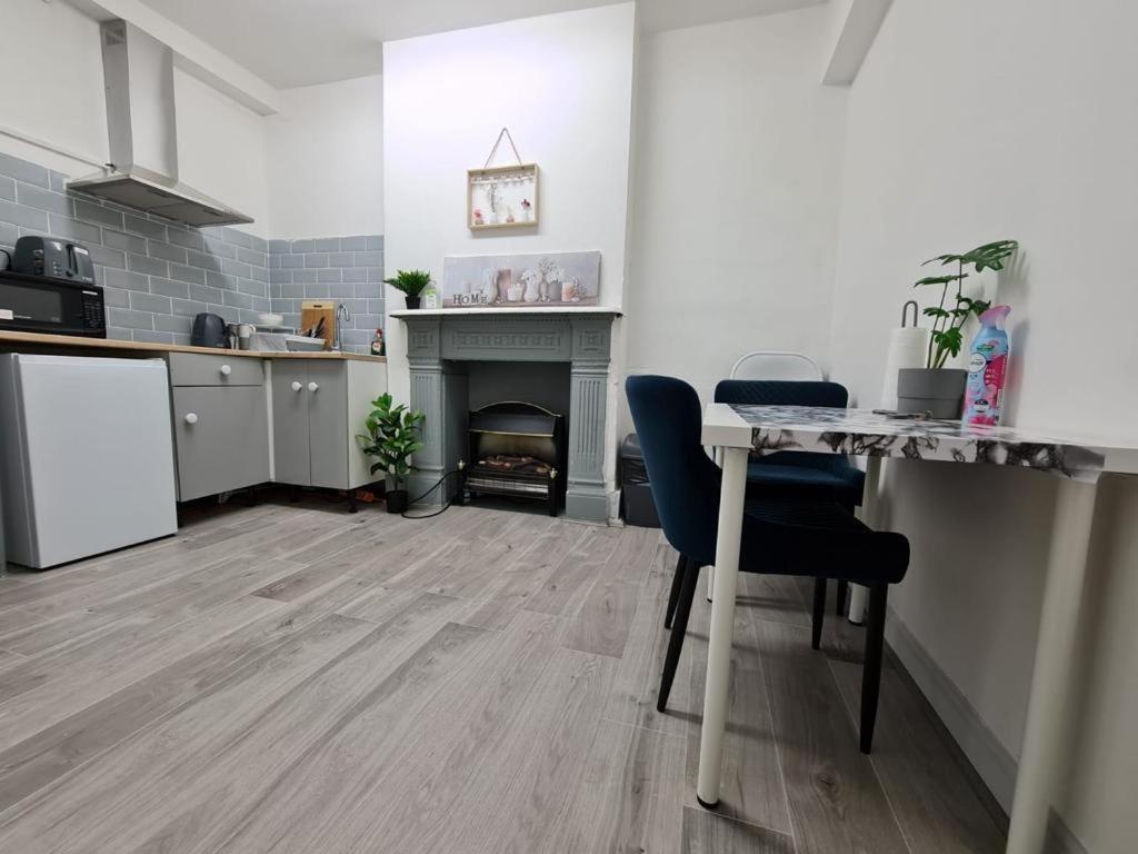 Lovely Private Room Near Central لندن المظهر الخارجي الصورة
