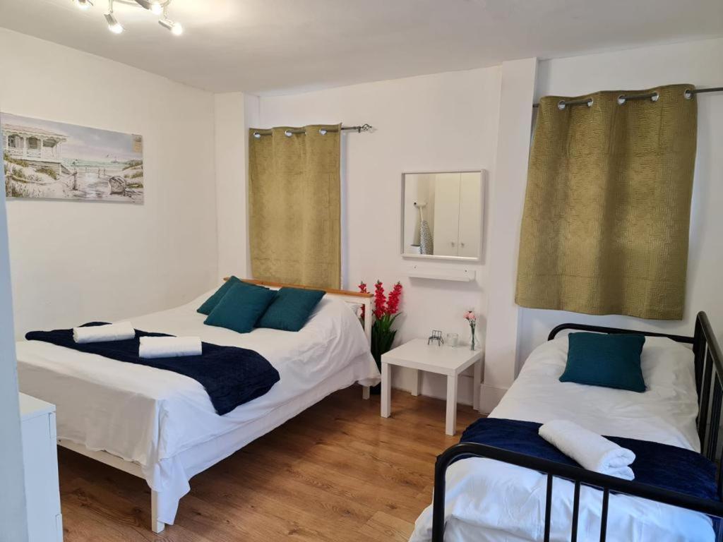 Lovely Private Room Near Central لندن المظهر الخارجي الصورة