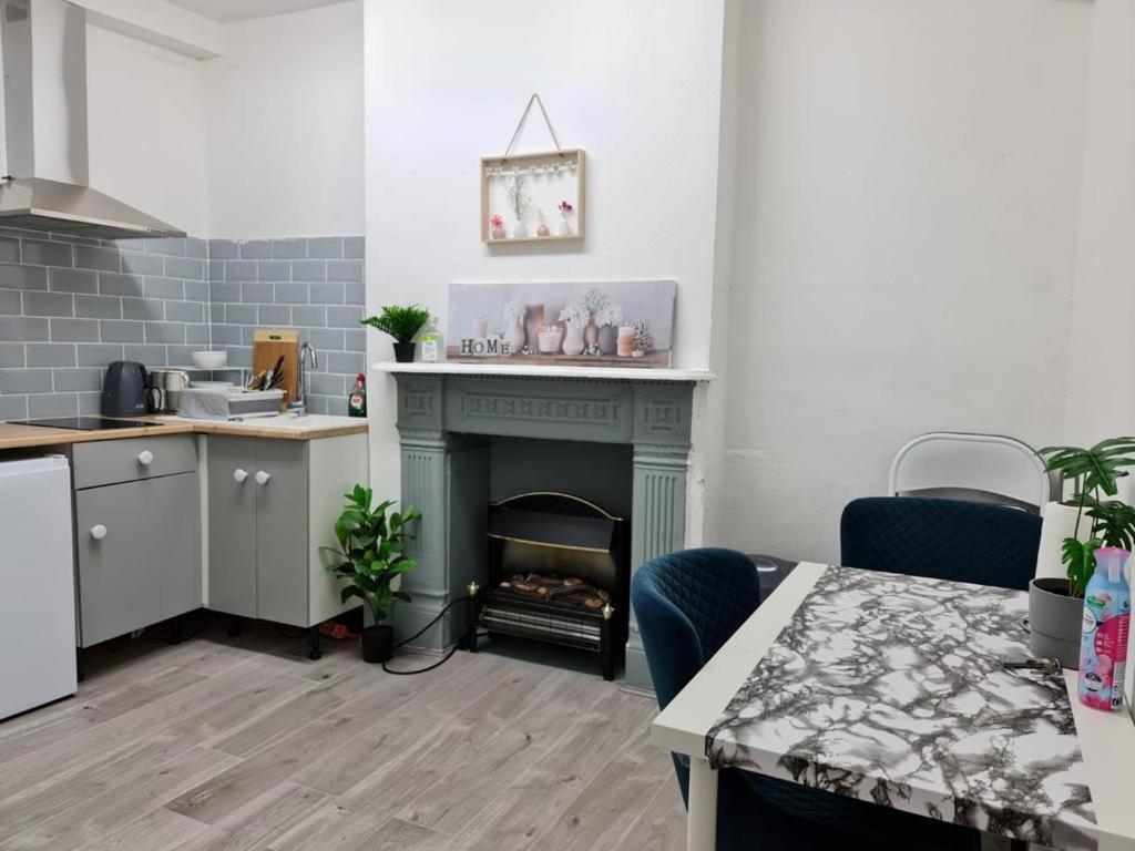 Lovely Private Room Near Central لندن المظهر الخارجي الصورة